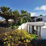 La Mimosa