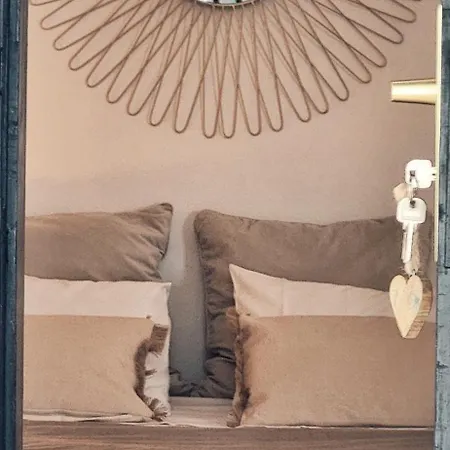 La Mimosa Bed & Breakfast 4*