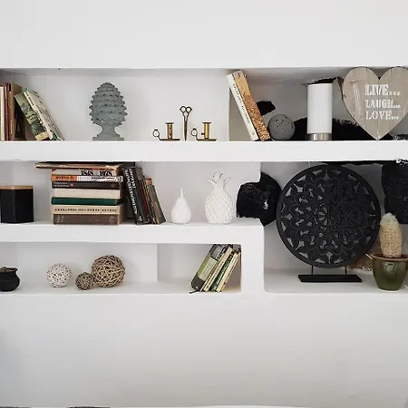 La Mimosa Bed & Breakfast