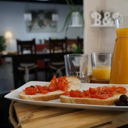 La Mimosa Couette-café 4*