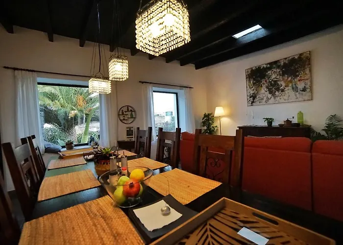 La Mimosa Teguise (Lanzarote)