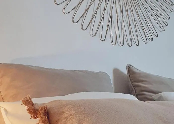 La Mimosa Bed & Breakfast 4*